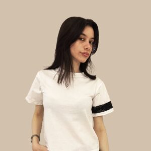 T-shirt bianca pizzo nero